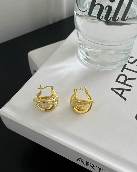 Pluto Gold Earrings