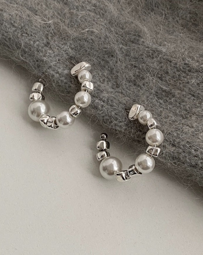 Fashion Pearl Silver C-Shaped Earrings